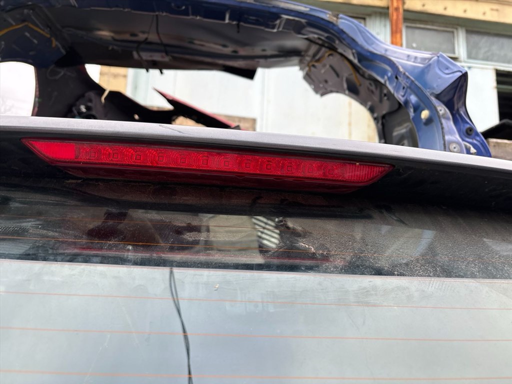 KIA CEED  Csomagtérajtó (Részeivel) 4. kép