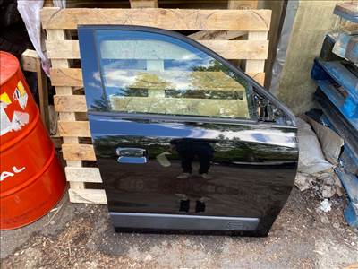 RENAULT TWINGO III  Jobb első Ajtó (Részeivel) 013528