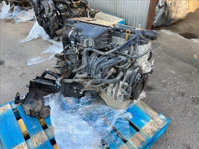 SUZUKI SPLASH  Motor (Fűzött blokk hengerfejjel) 012479