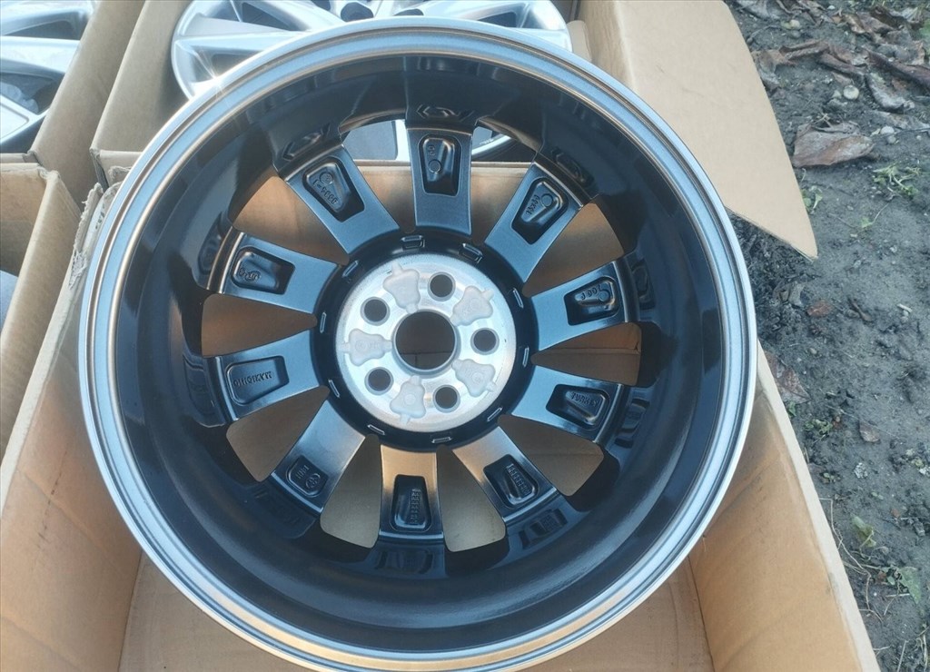 ÚJ 5x100 16 Toyota gyári alufelni r16 " Yaris Prius Lexus CT 7. kép