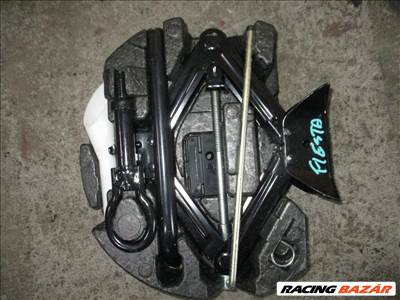 Ford Fiesta Mk6 emelőszett emelő szett