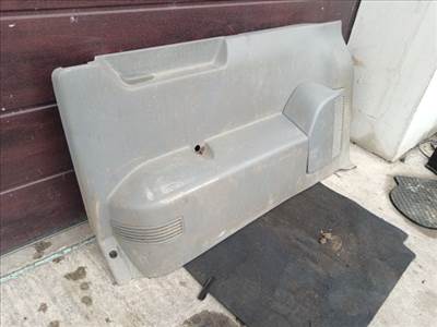 Volkswagen Transporter T5 Jobb hátsó oldalkárpit 15141 7h1868716c