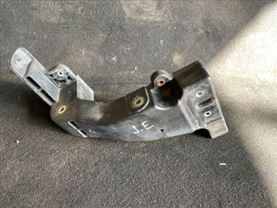 Hyundai i40 jobb fényszóró tartó 641463z000