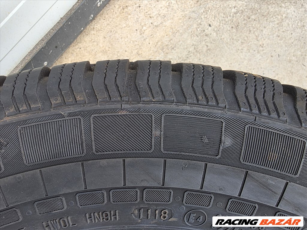 215/65R16C Continental 4 évszakos gumi 2db teljesen újszerű állapotban eladó! 8. kép