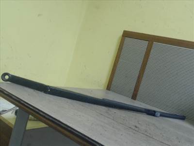 BMW E46 98-05 Ablaktörlő kar bal első