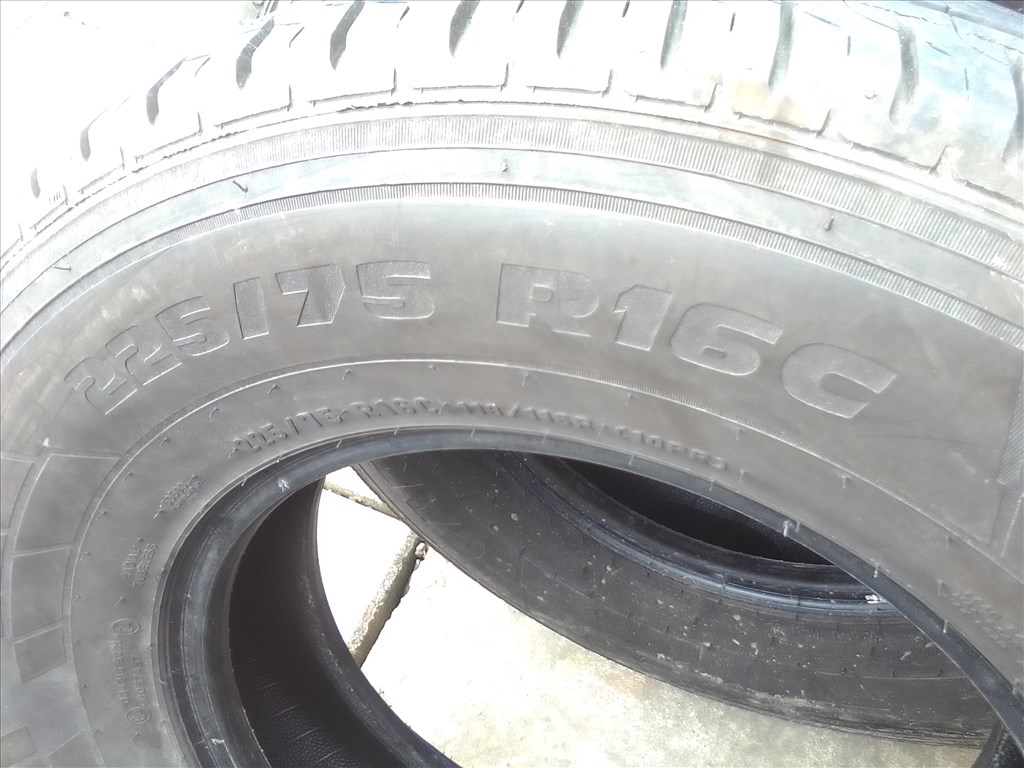  225/75R16C Pirelli Carrier használt kisteher nyári gumi  6. kép