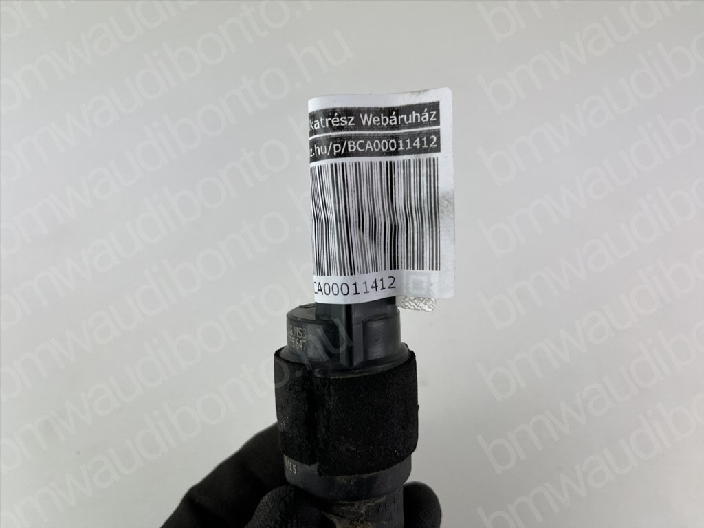AUDI A4 B8 (8K2) Első szélvédő ablakmosó szivattyú (8K0955647) 3. kép