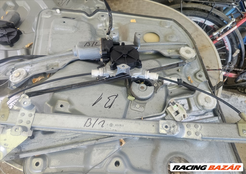 Nissan Primera III Ablakemelő szerkezet és motor  1. kép