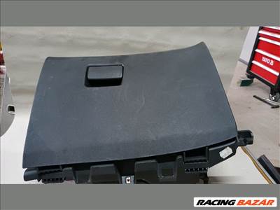 Opel Astra J Kesztyűtartó 5996 , 