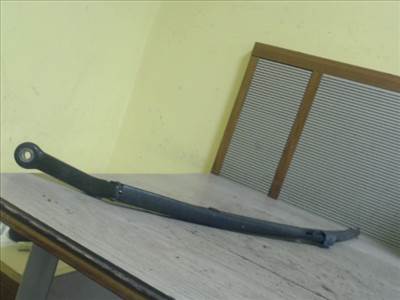 BMW E46 98-05 Ablaktörlő kar jobb első