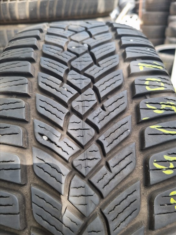  205/5017" újszerű Fulda KristallControl HP 2 téli gumi 4db  4. kép