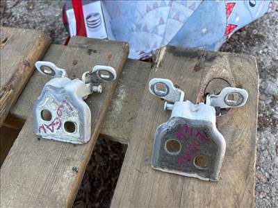 DACIA LOGAN MCV II  Jobb hátsó Zsanér