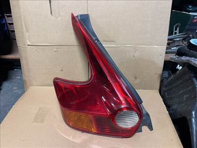 NISSAN JUKE F15 Bal Hátsó Lámpa