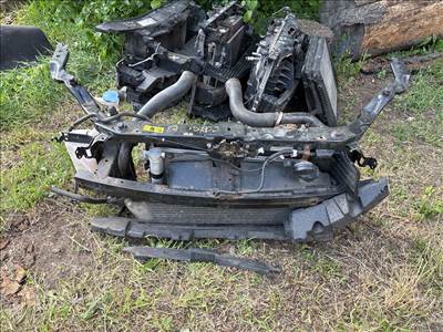 NISSAN QASHQAI / QASHQAI PLUS 2 J10, JJ10 Komplett Homlokfal (Részeivel)