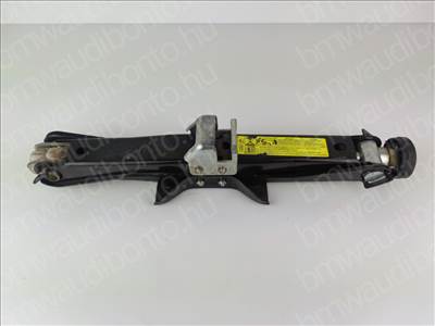 AUDI A4 B8 (8K2) Emelő (8K0011031D)