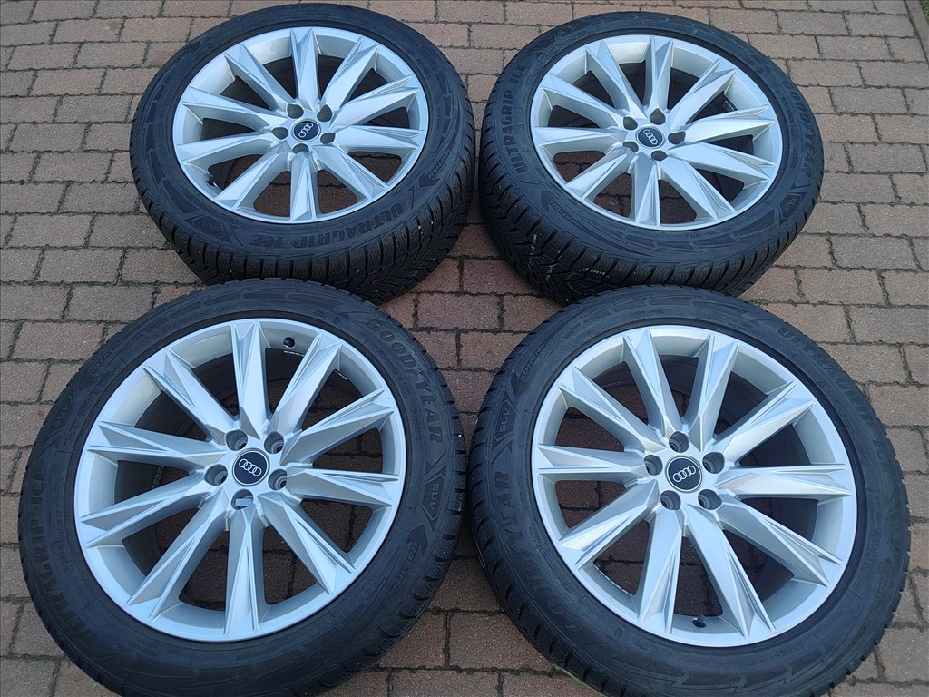 Audi Q7 Q8 E-tron gyári 20col alufelni 255/50r20 újszerű Goodyear téli gumi  1. kép