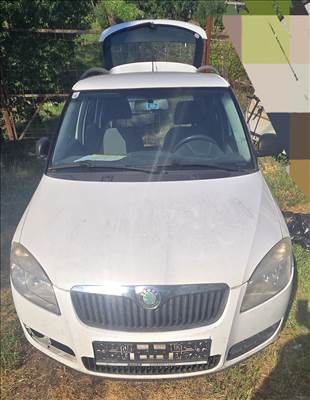 Skoda Fabia II bontott alkatrészei 1.4 16v BXW