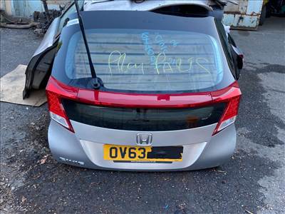 HONDA CIVIC IX FK Csomagtérajtó (Részeivel)