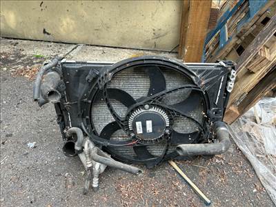 BMW 1 E87 Hűtő Ventilátor(ok), Radiátor(ok) Szett 014519