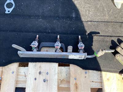 RENAULT TWINGO III  Porlasztó Sor / Híd