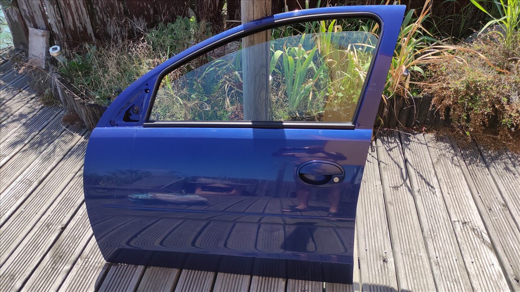 Opel Corsa C bal első ajtó  1. kép