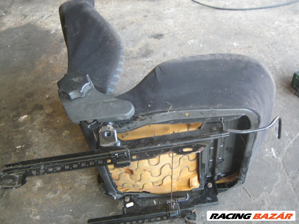 Opel Astra F vezetőülés  4. kép