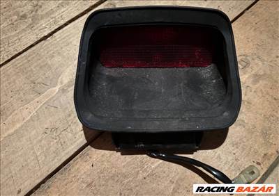 Suzuki Swift féklámpa pótféklámpa