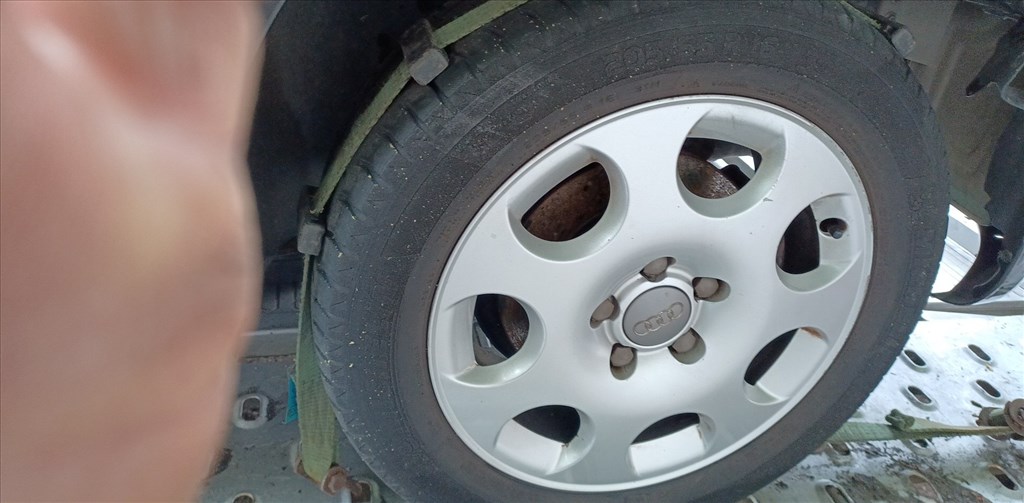  Audi Gyári 16" használt felni 3. kép