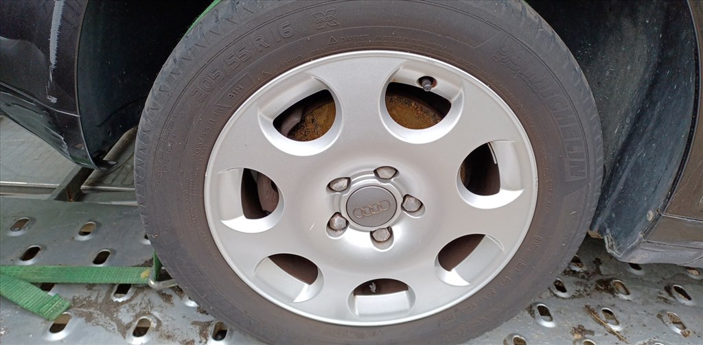  Audi Gyári 16" használt felni 5. kép