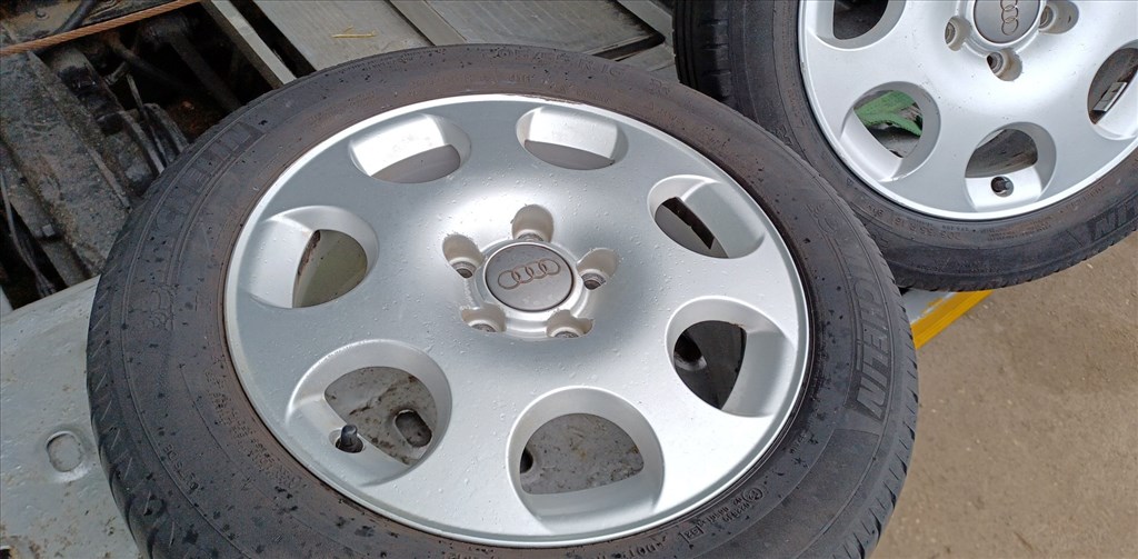 Audi Gyári 16" használt felni 6. kép