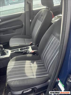 Ford focus mk2,5 2009 kombi ülésgarnitúra szép áll