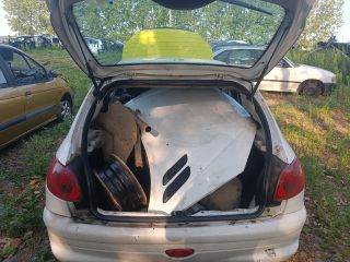 PEUGEOT 206 Ferdehátú (2A/C) Csomagtér Tálca