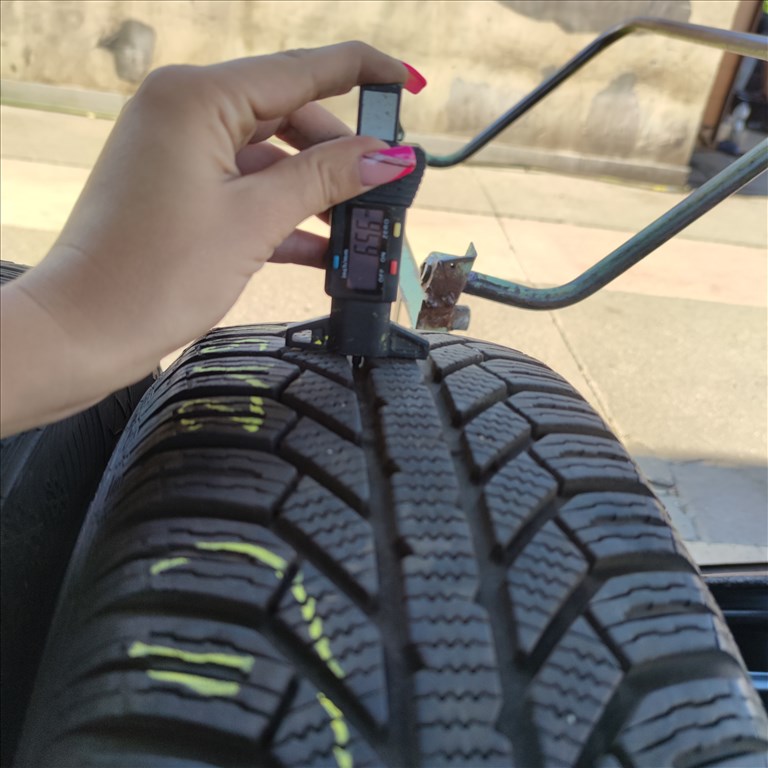  215/70 R16 Semperit téli gumi 80000ft a 4db/131/ 4. kép