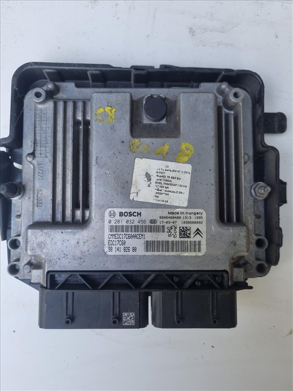 Citroën C3 III motorvezérlő elektronika  0281032456 edc17c60 1. kép