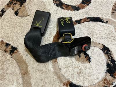 HYUNDAI i40 CW VF Bal hátsó Biztonsági Öv