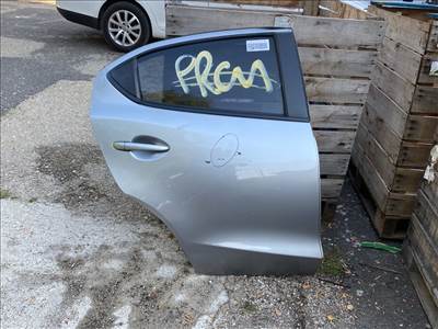 MAZDA 2 DL Jobb hátsó Ajtó (Részeivel)