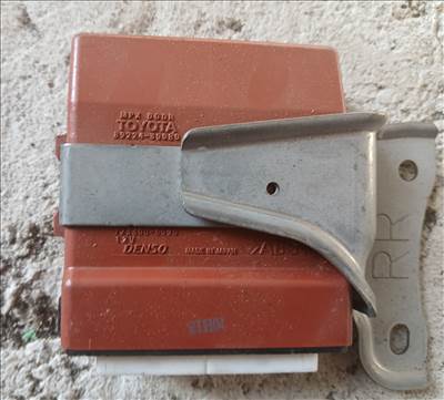 Lexus GS 300 jobb hátsó ajtó vezérlő modul 89224-30080