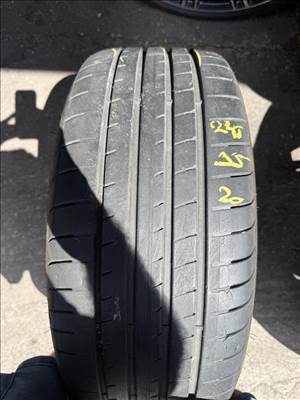 Good Year F1 Assymtric 5 245/35 R20 Run Flat 6mm-es nyárigumi pár ( 2 darab ) eladó