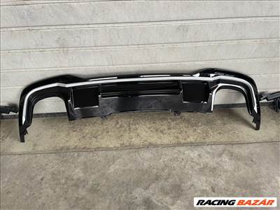 5192. Audi A4 B9 8W facelift RS4 RS OPTIK hátsó lökhárító alatti műanyag 