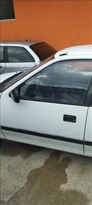 Suzuki Swift első ajtó 