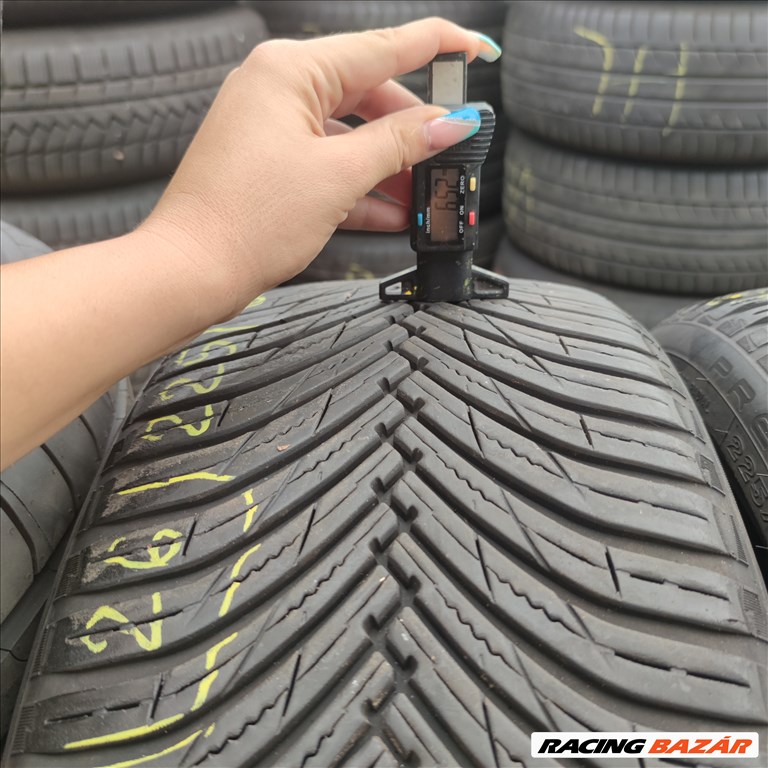 225/40 R19 és 255/35 R19 Maxxis négyévszakos gumi 80000ft a 4db/26/ 1. kép