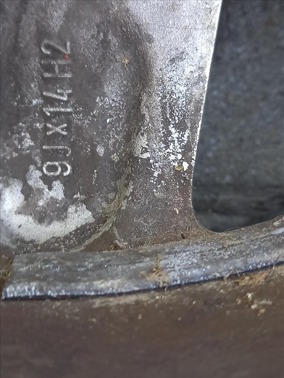   Tuning 4x100 lyukosztású 9JJ 14" használt alufelni csak 3db van  belőle !!! 5. kép