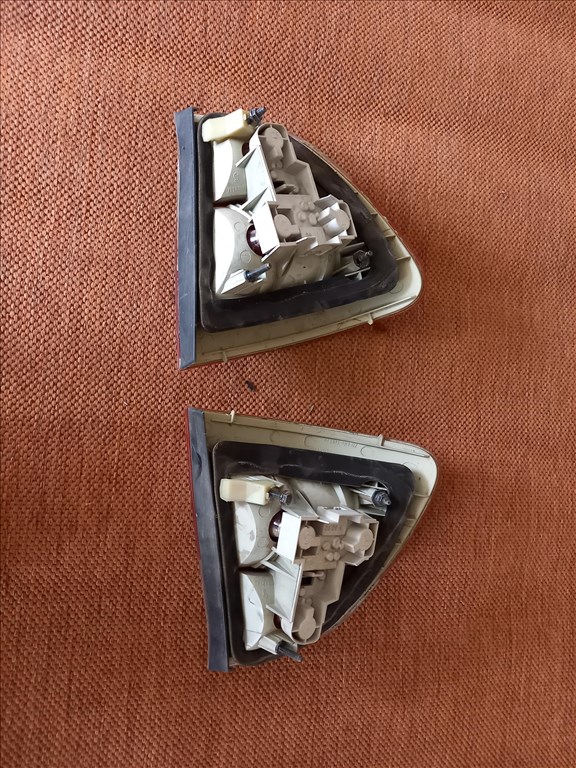 BMW 320 E46 Bmw E46 320D hátsó lámpa (kombi) 3. kép