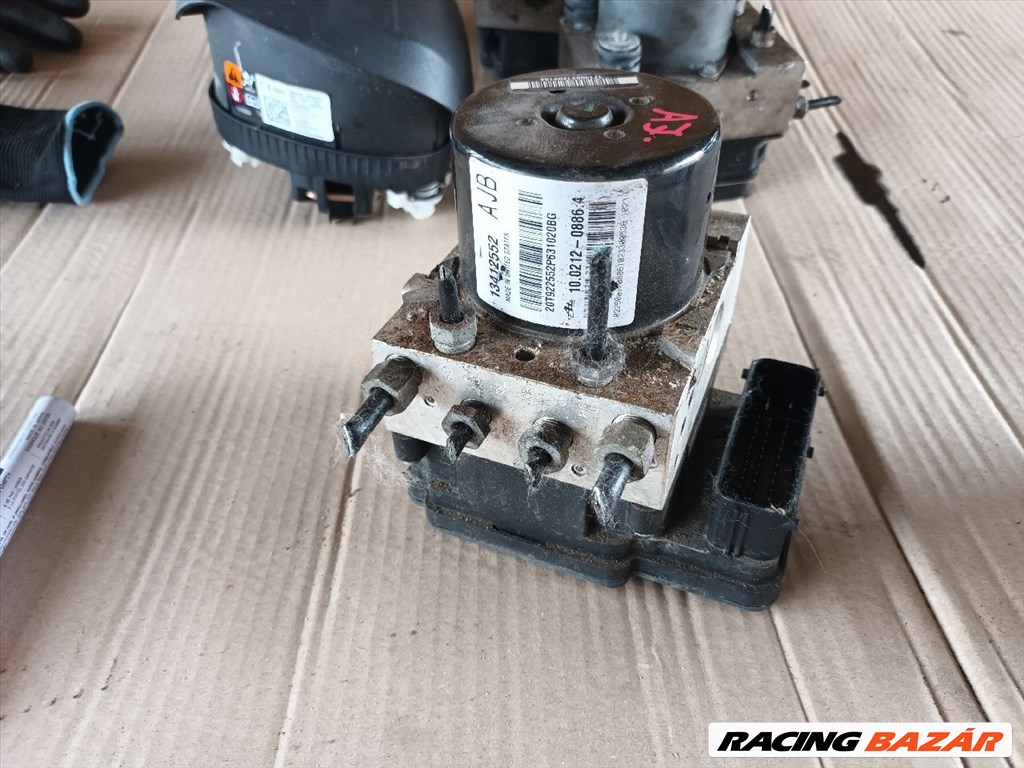 Opel Astra J 2.0 CDTI ABS Kocka 5527 ,  13412552-ajb 1. kép