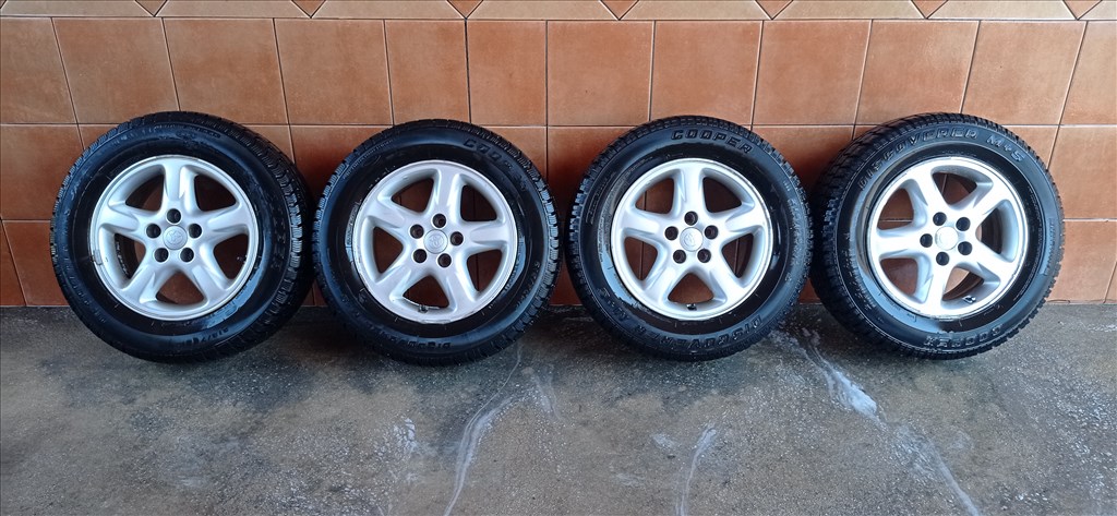 TOYOTA RAV 4 16" ALUFELNI 5X114,3 NÉGY ÉVSZAKOS 215/70R16 GUMIVAL OLCSÒN!!! 1. kép