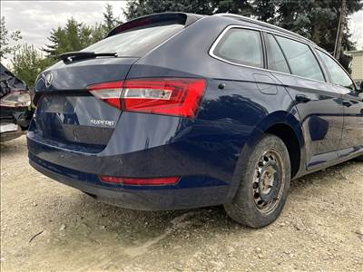 Skoda Superb III LF5A jobb hátsó sárvédő 
