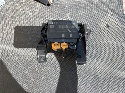 AUDI A4 8K2, B8 Tolatóradar Elektronika 017098
