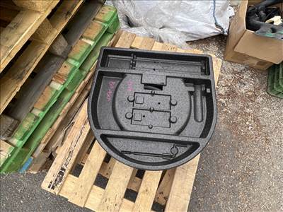 PEUGEOT 3008  Csomagtér Tálca