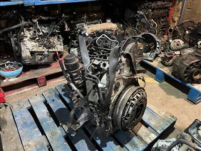 BMW 1 E87 Motor (Fűzött blokk hengerfejjel) 008542