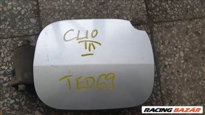 Renault Clio III tankajtó 